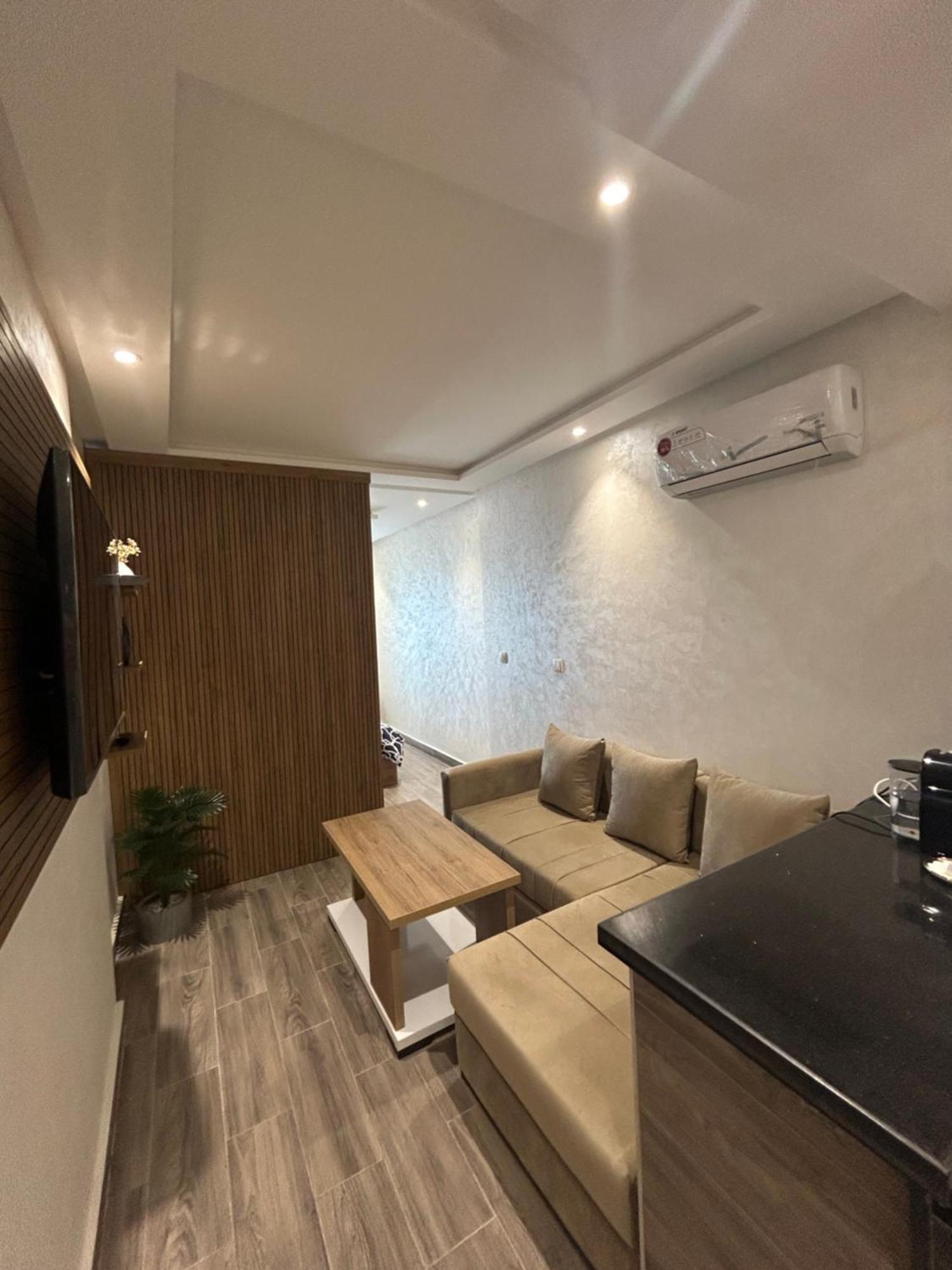 Splendide Studio Haut Standing En Face De La Marina Et A 200 M Du Port De Tanger - 1 Chambre Double エクステリア 写真